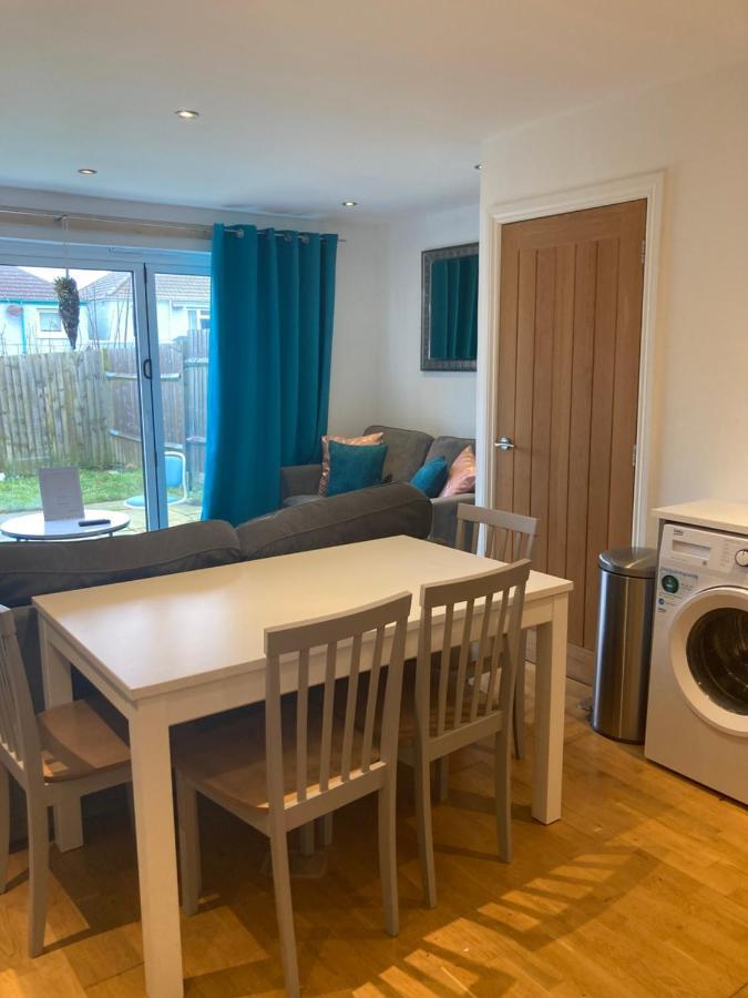 Bevendean Beach Hut - Modern 5 Bedroom House, With Parking Brighton Luaran gambar